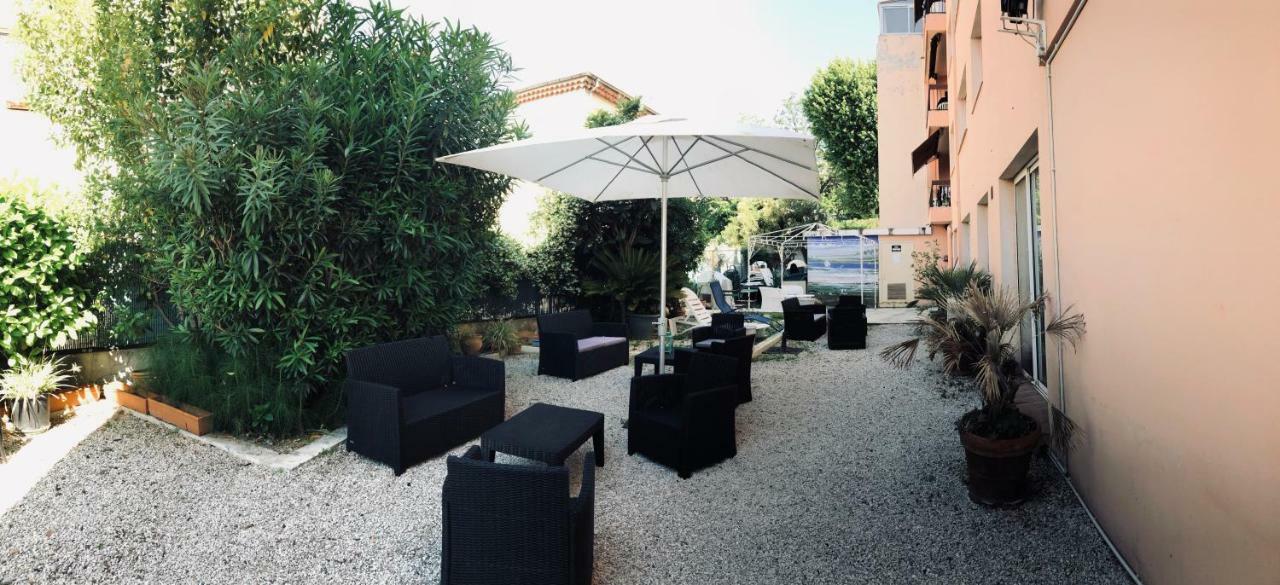 Hotel Resothel Le Gabian Saint-Laurent-du-Var Exterior foto